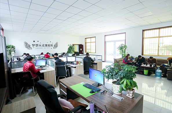 誠信經營：誠信是我們企業的首要核心價值觀，也是企業持續發展的保障。我們與我們的客戶、員工、供應商及其他利益相關者以誠相待、互相尊重，以此為基礎，尋求長期的、共贏的合作模式。