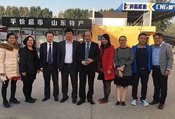 2017年11月15日越南客戶來到騰遠